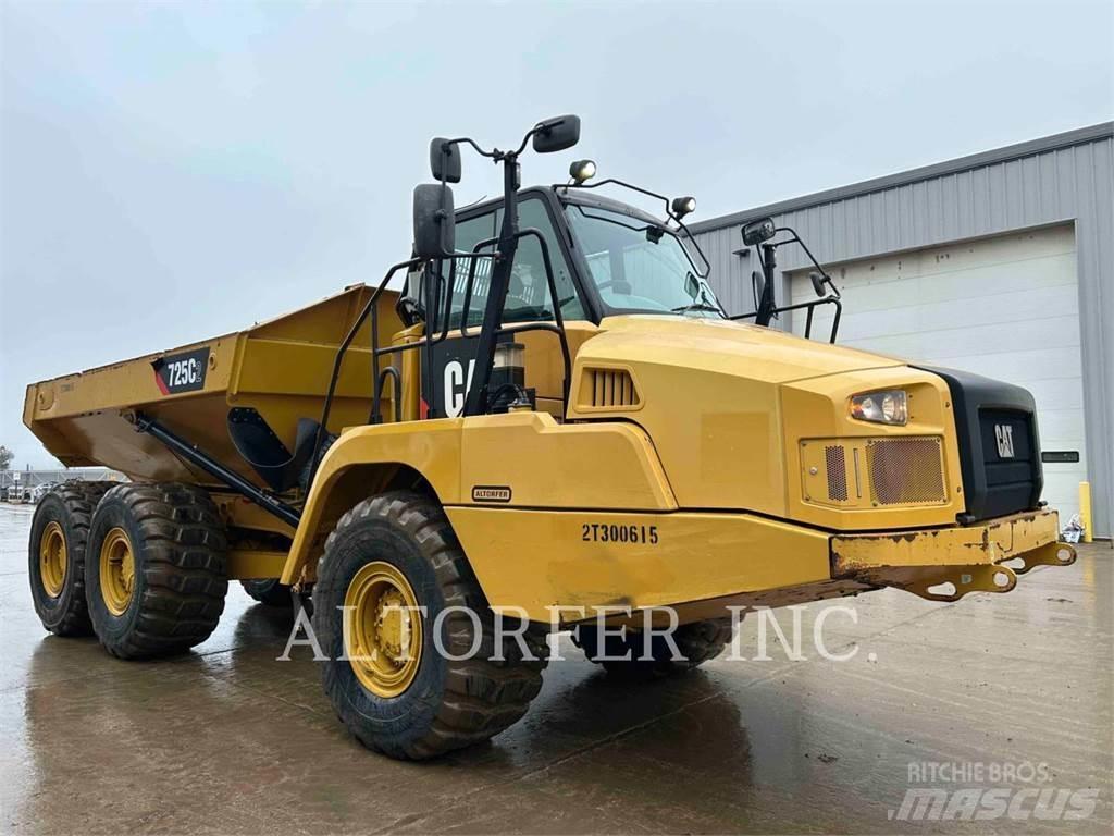 CAT 725C2 Dumper - Knickgelenk