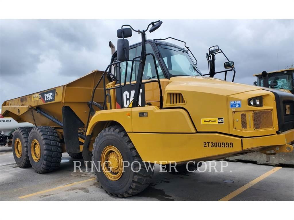 CAT 725C2WW Tankwagen