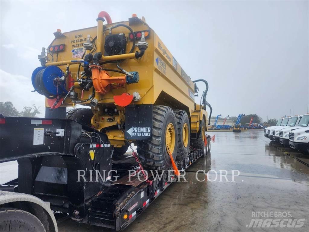 CAT 725WW Tankwagen