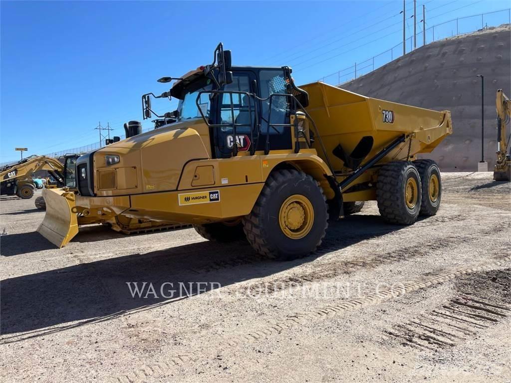 CAT 730 Dumper - Knickgelenk