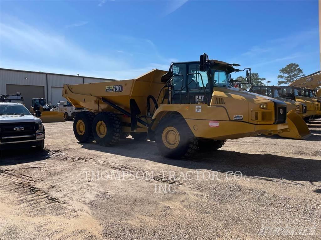 CAT 730 Dumper - Knickgelenk