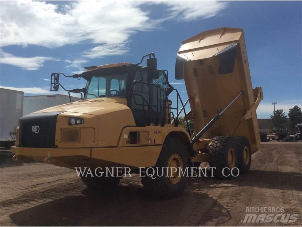 CAT 730 Dumper - Knickgelenk