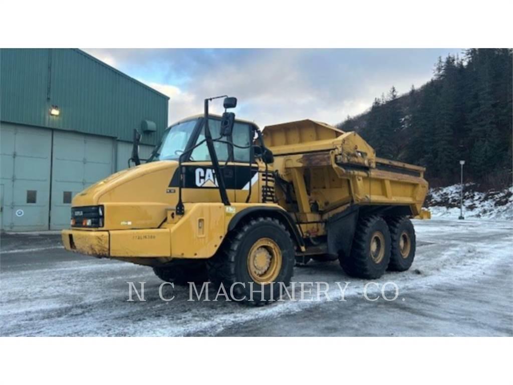 CAT 730 Dumper - Knickgelenk