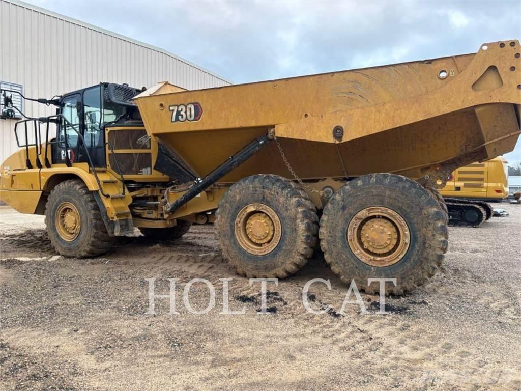 CAT 730 Dumper - Knickgelenk