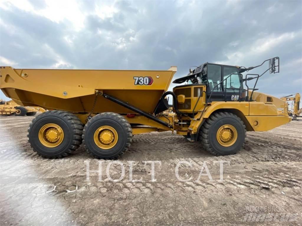 CAT 730 Dumper - Knickgelenk