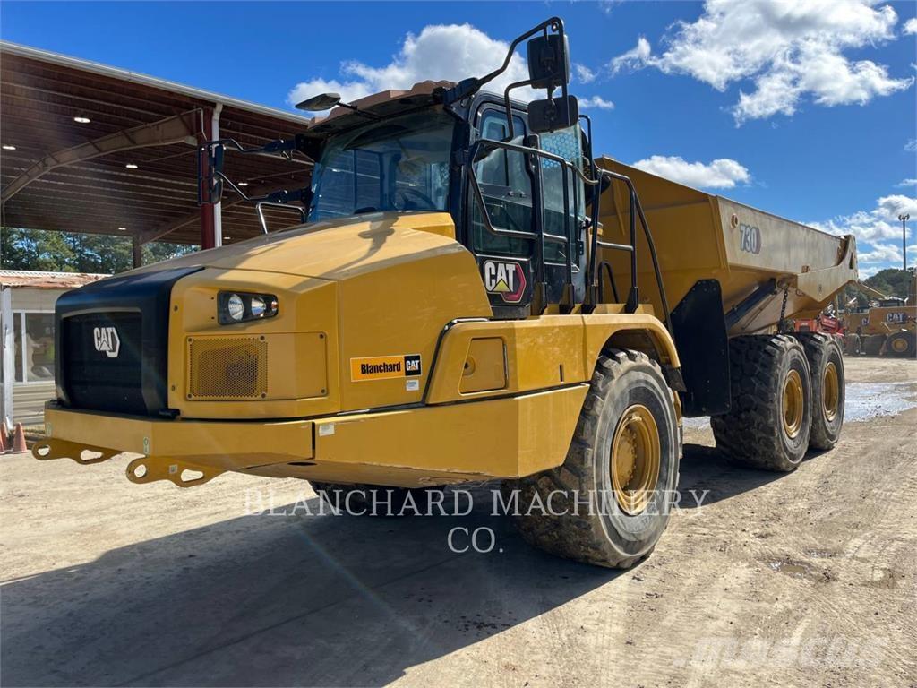 CAT 730 Dumper - Knickgelenk