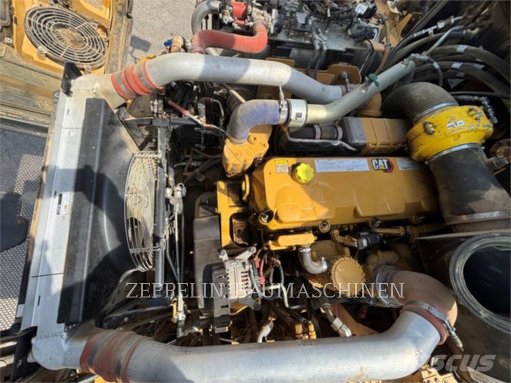 CAT 730-04A Dumper - Knickgelenk