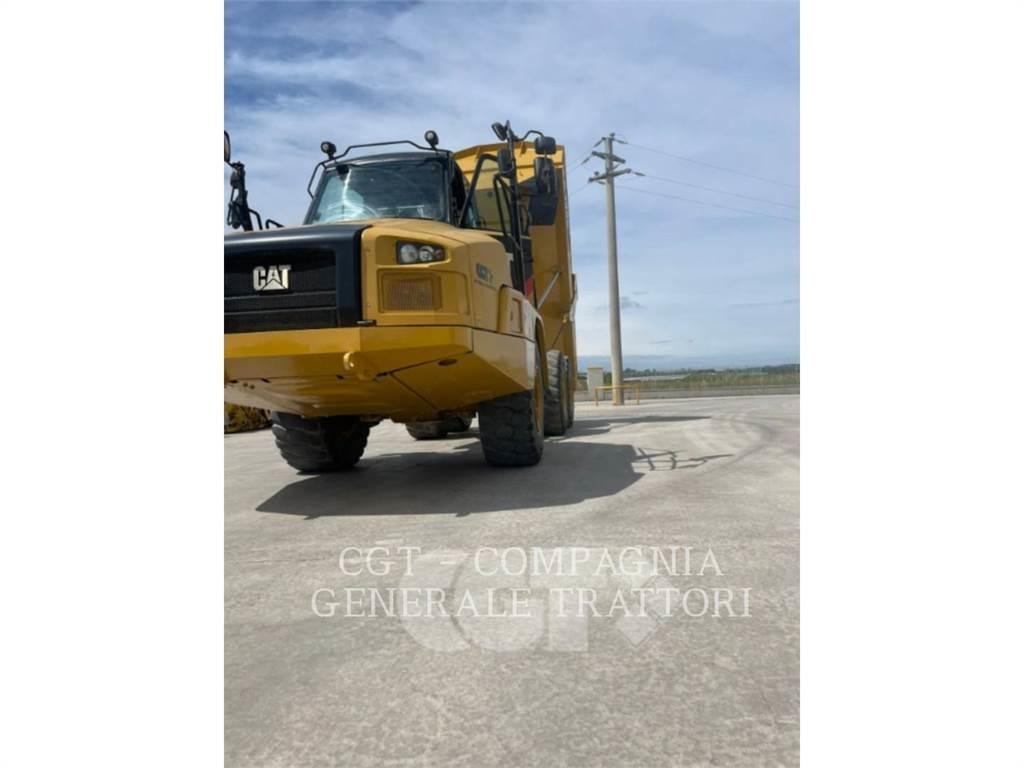 CAT 730C2 Dumper - Knickgelenk