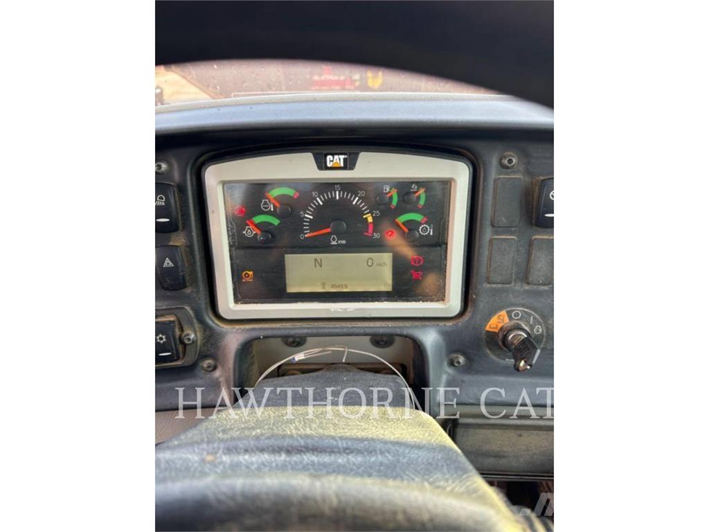 CAT 730C2 Dumper - Knickgelenk