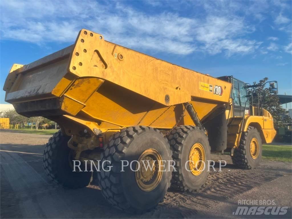 CAT 730TG Dumper - Knickgelenk