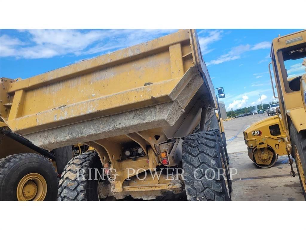 CAT 730WW Tankwagen