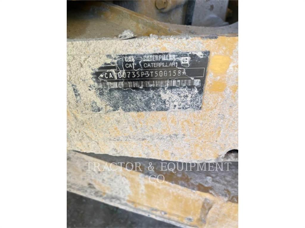 CAT 735 Dumper - Knickgelenk