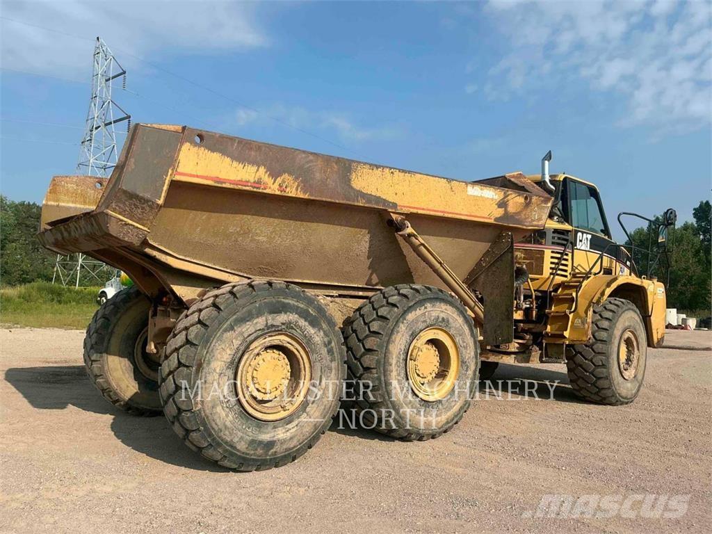 CAT 735 T (OLD) Dumper - Knickgelenk