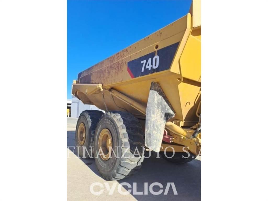 CAT 740 Dumper - Knickgelenk