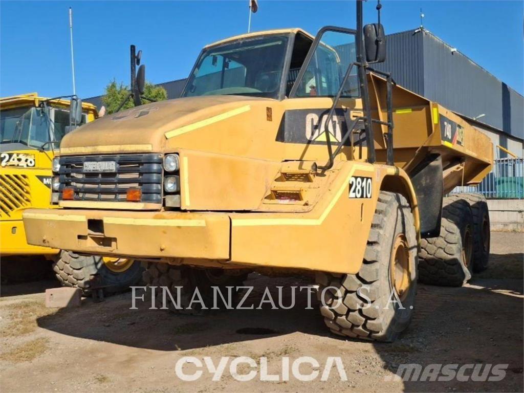 CAT 740 Dumper - Knickgelenk