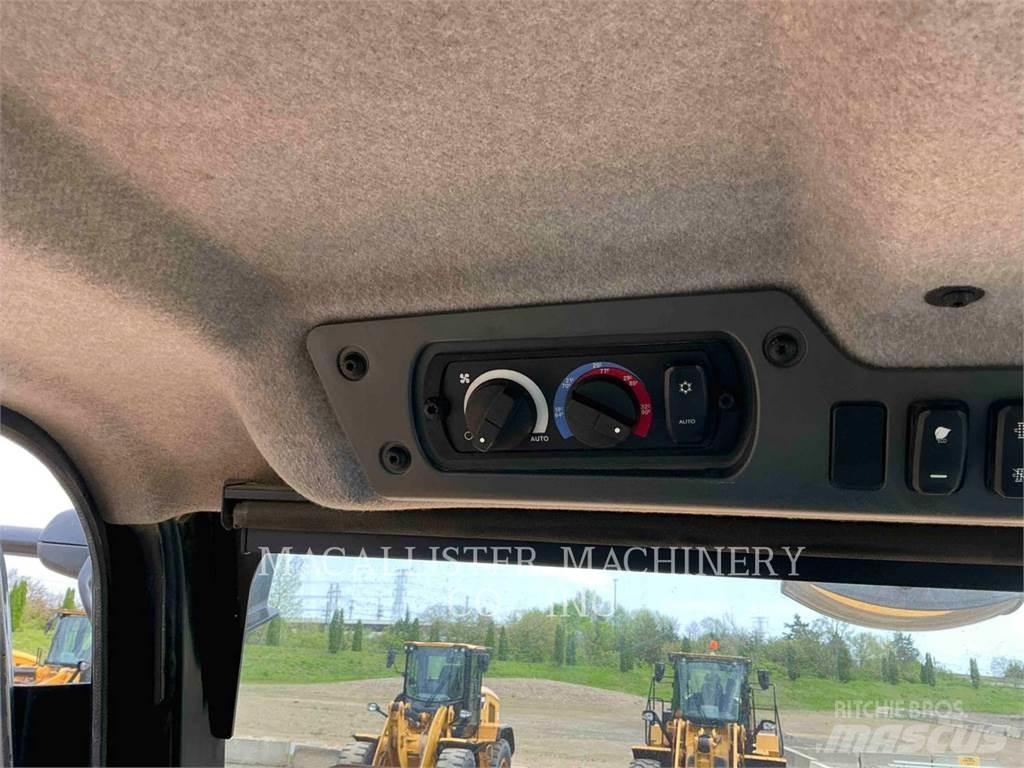 CAT 740 GC Dumper - Knickgelenk