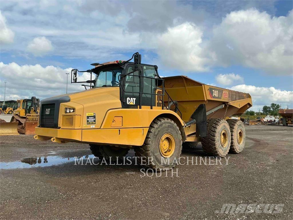 CAT 740 GC Dumper - Knickgelenk