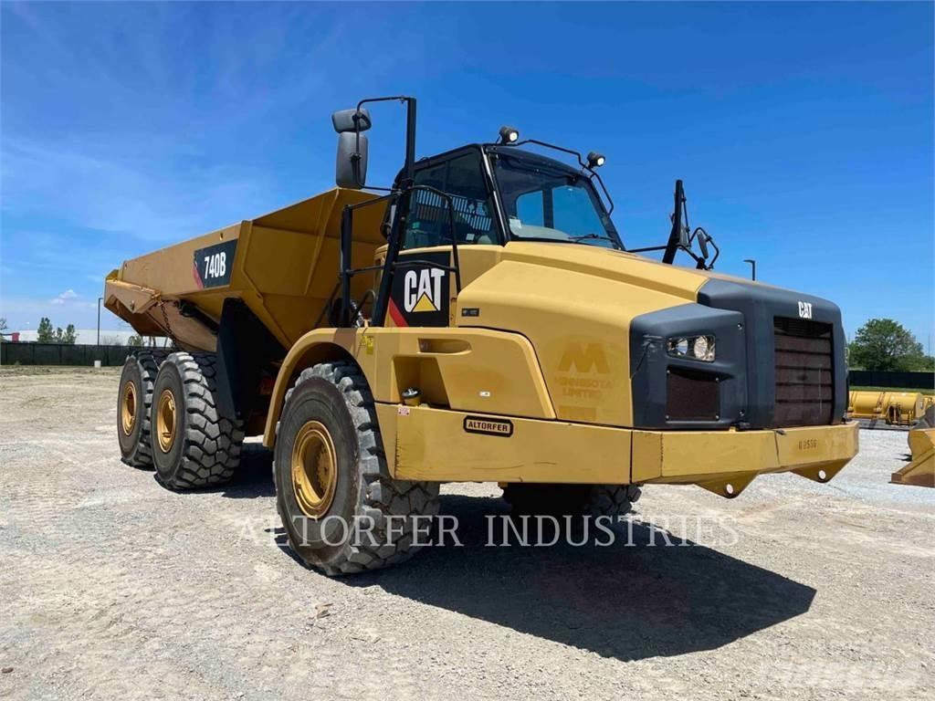 CAT 740B Dumper - Knickgelenk
