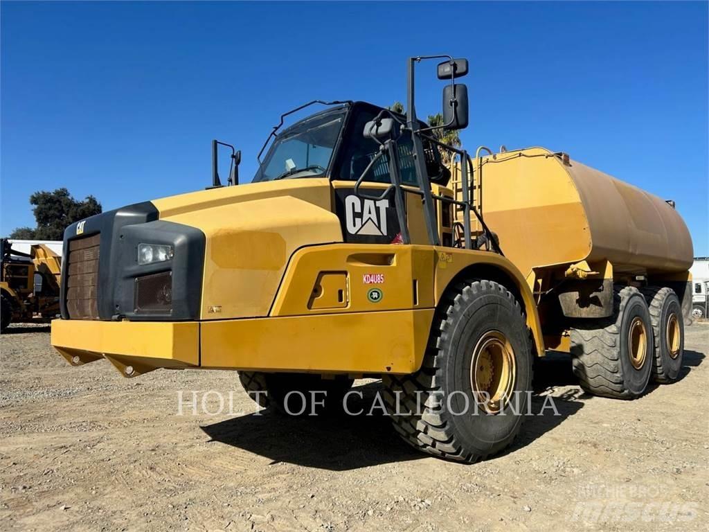 CAT 740B Tankwagen