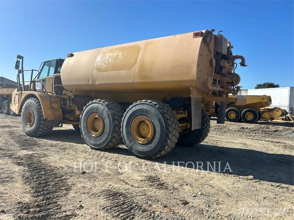 CAT 740B Tankwagen