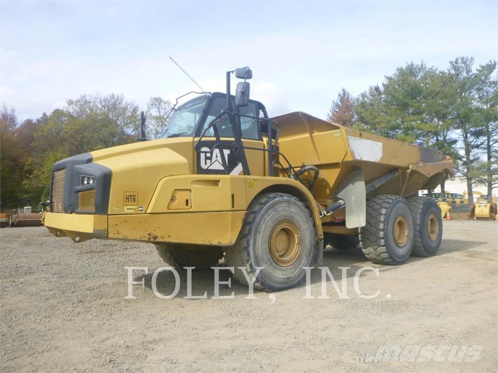 CAT 740B Dumper - Knickgelenk