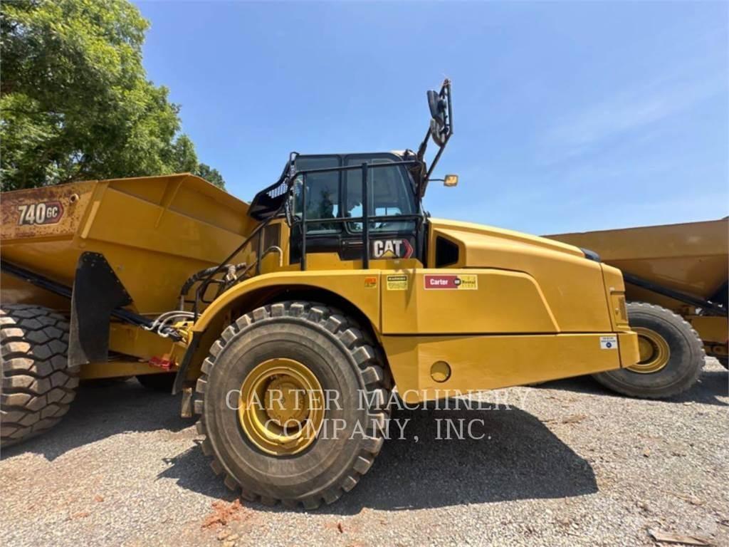 CAT 740GC Dumper - Knickgelenk
