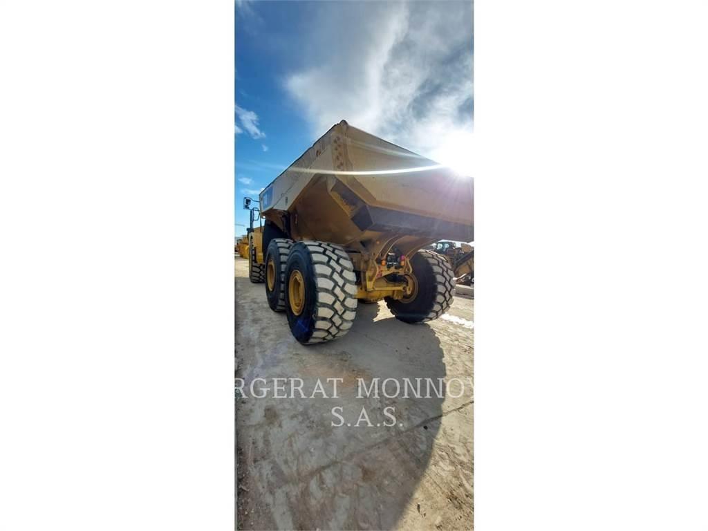CAT 740GC Dumper - Knickgelenk