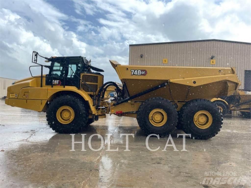 CAT 740GC Dumper - Knickgelenk