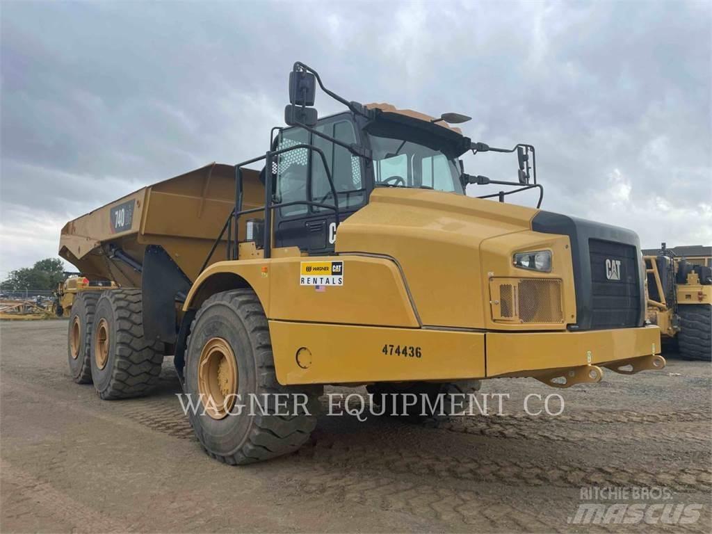 CAT 740GC Dumper - Knickgelenk