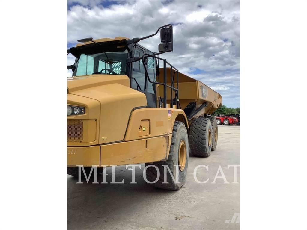 CAT 745 Dumper - Knickgelenk