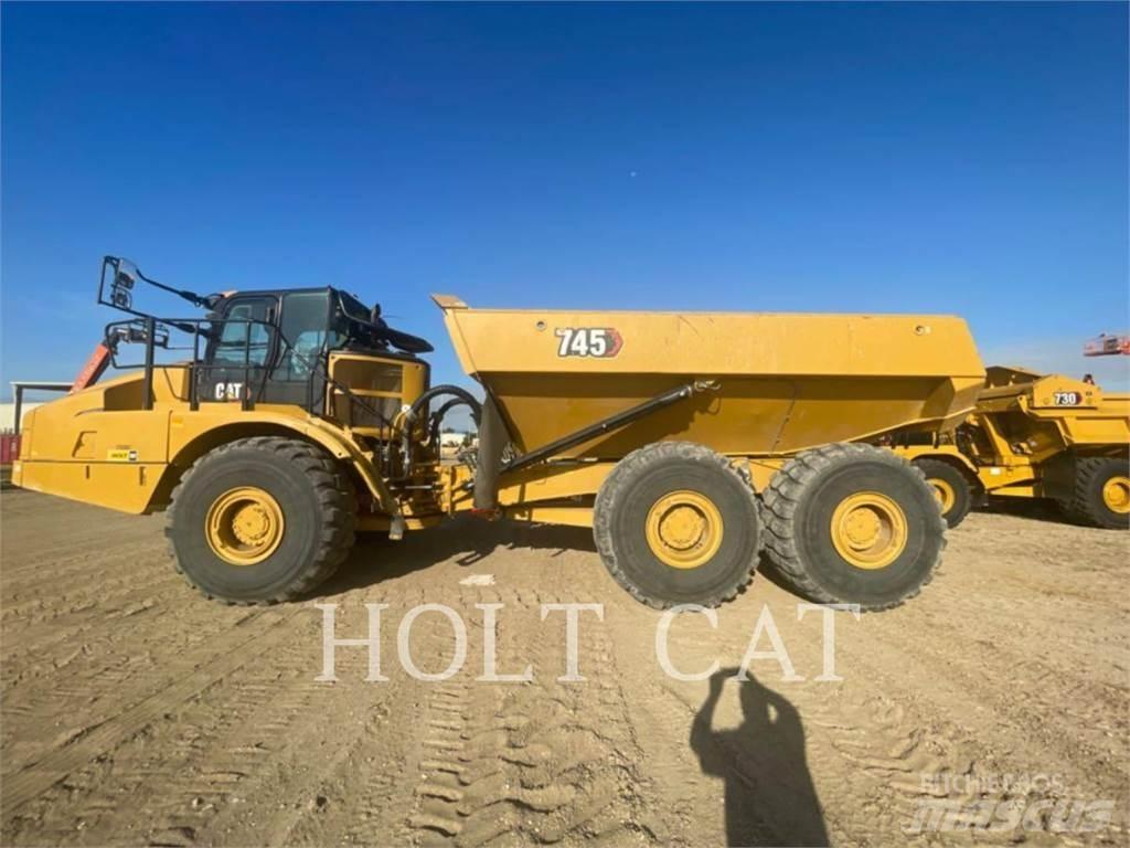 CAT 745 Dumper - Knickgelenk