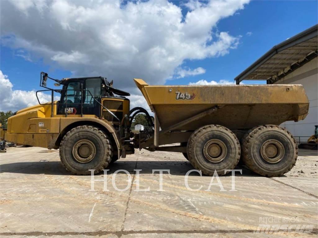 CAT 745 Dumper - Knickgelenk