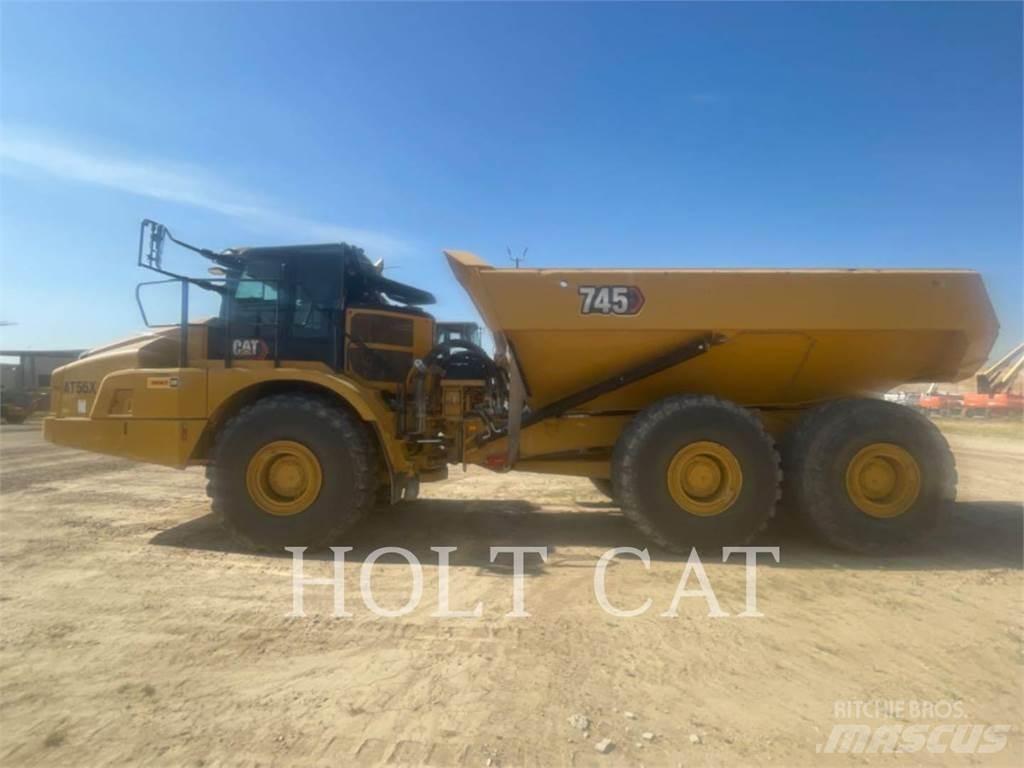 CAT 745 Dumper - Knickgelenk