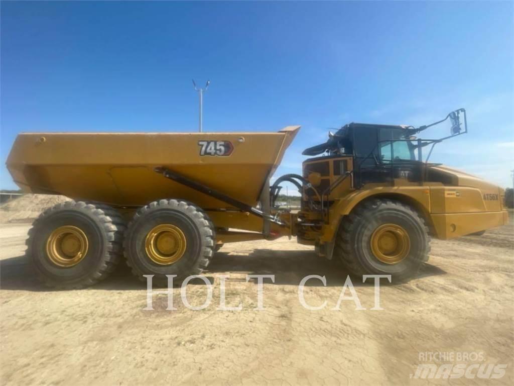 CAT 745 Dumper - Knickgelenk