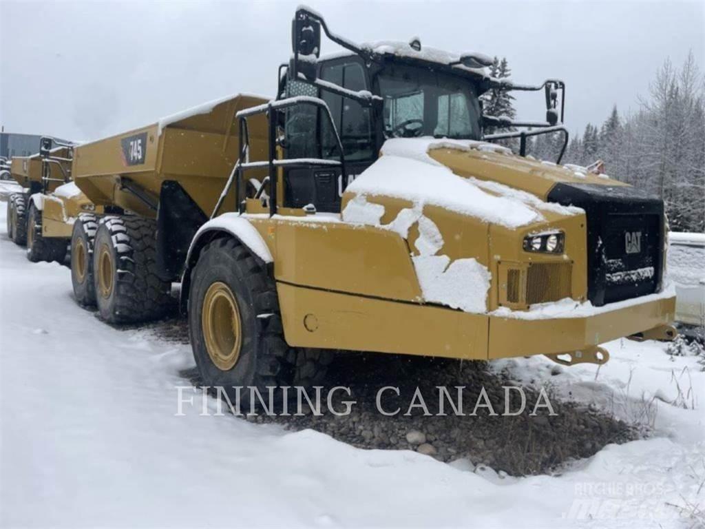 CAT 745 Dumper - Knickgelenk