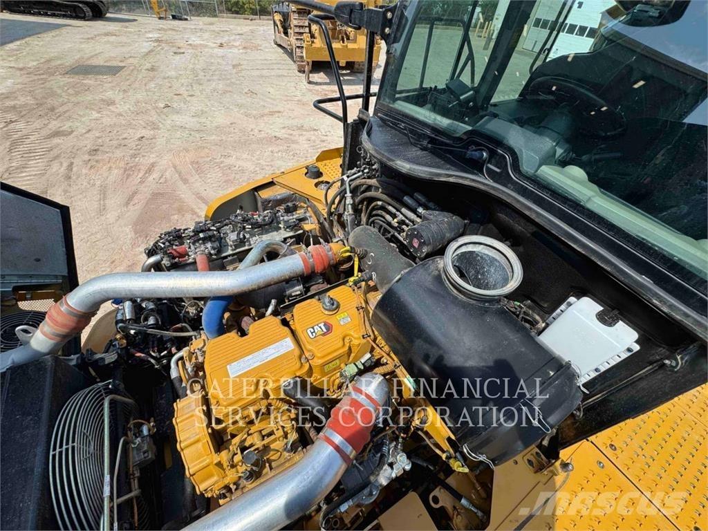 CAT 745-04 Dumper - Knickgelenk
