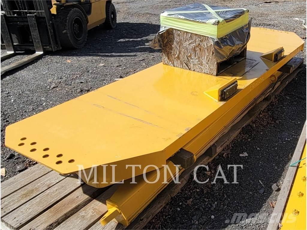 CAT 745 TAILGATE Chassis