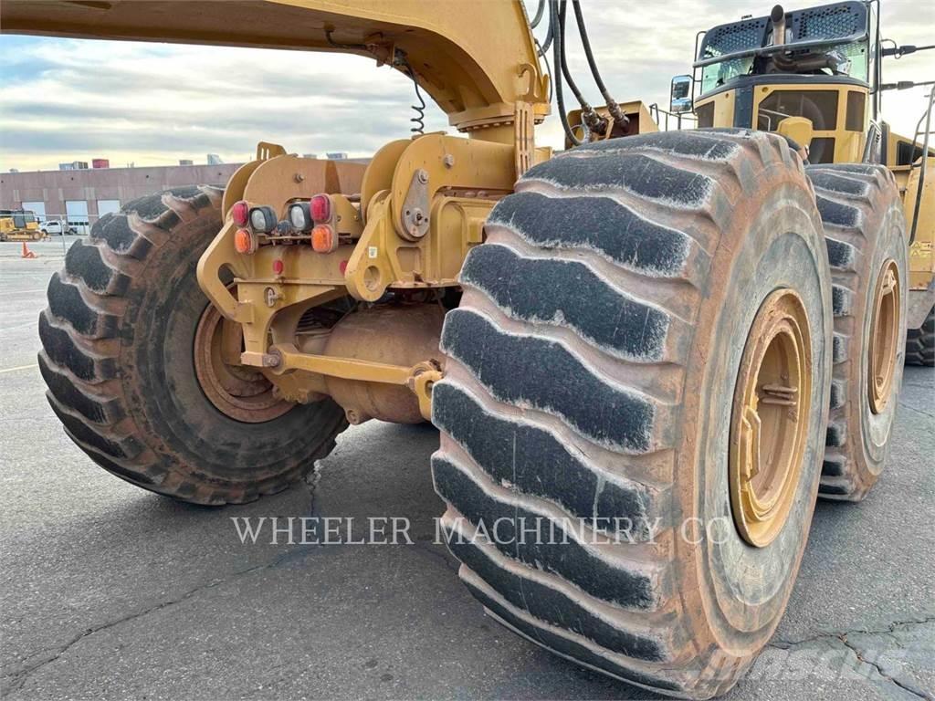 CAT 745 TG Dumper - Knickgelenk