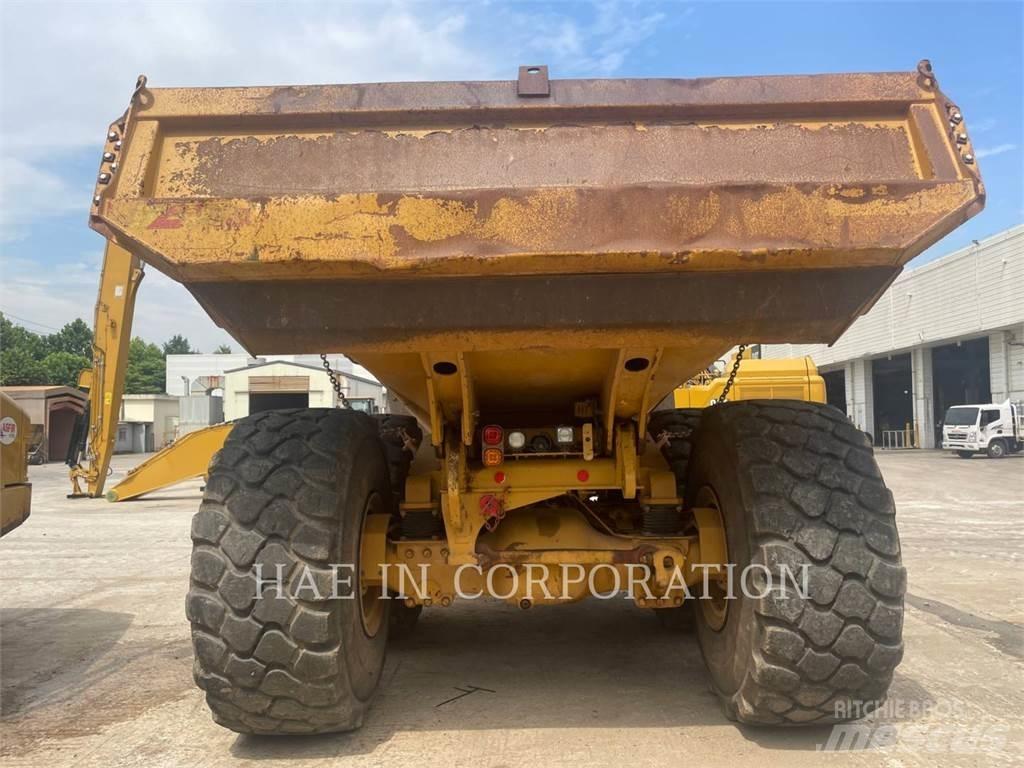 CAT 745C Dumper - Knickgelenk