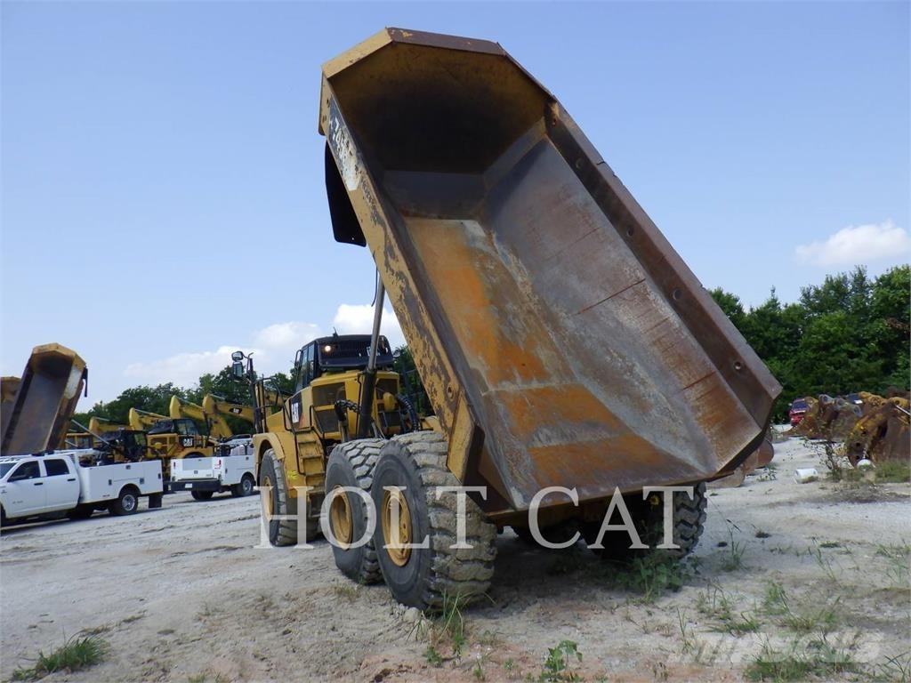 CAT 745C Dumper - Knickgelenk