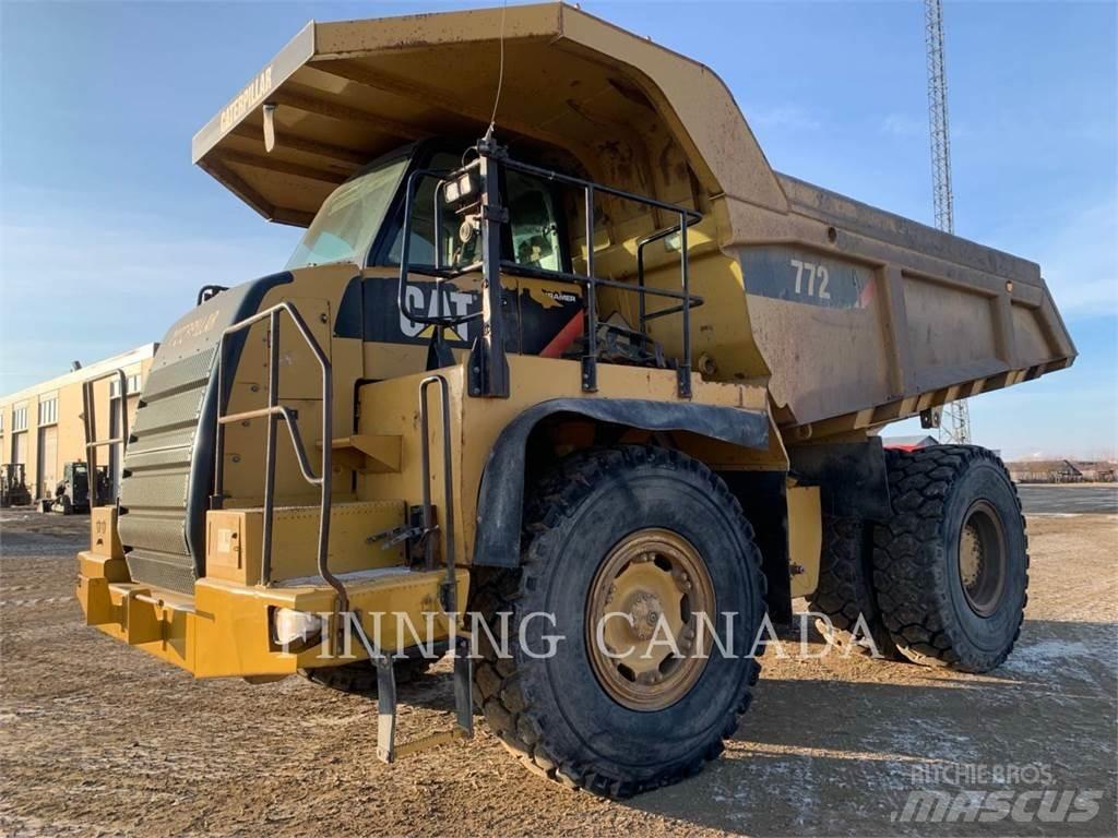 CAT 772 Dumper - Knickgelenk