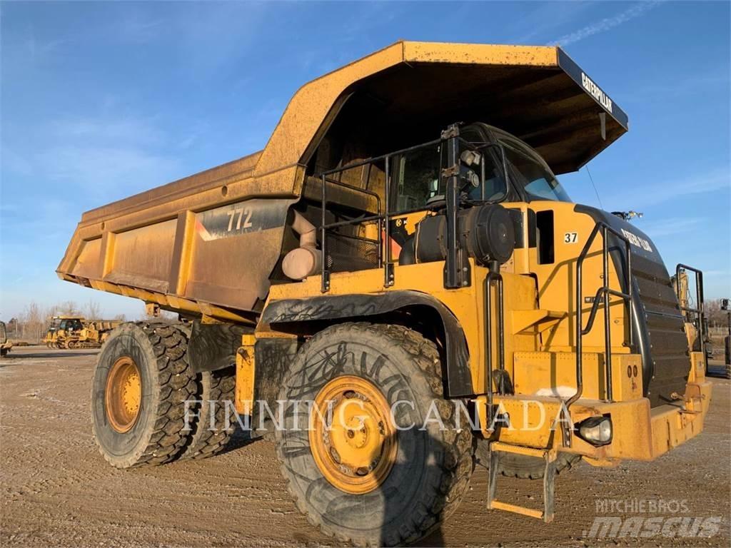 CAT 772 Dumper - Knickgelenk