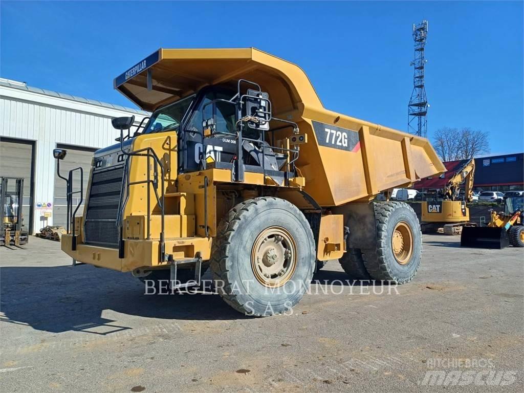 CAT 772G Dumper - Knickgelenk