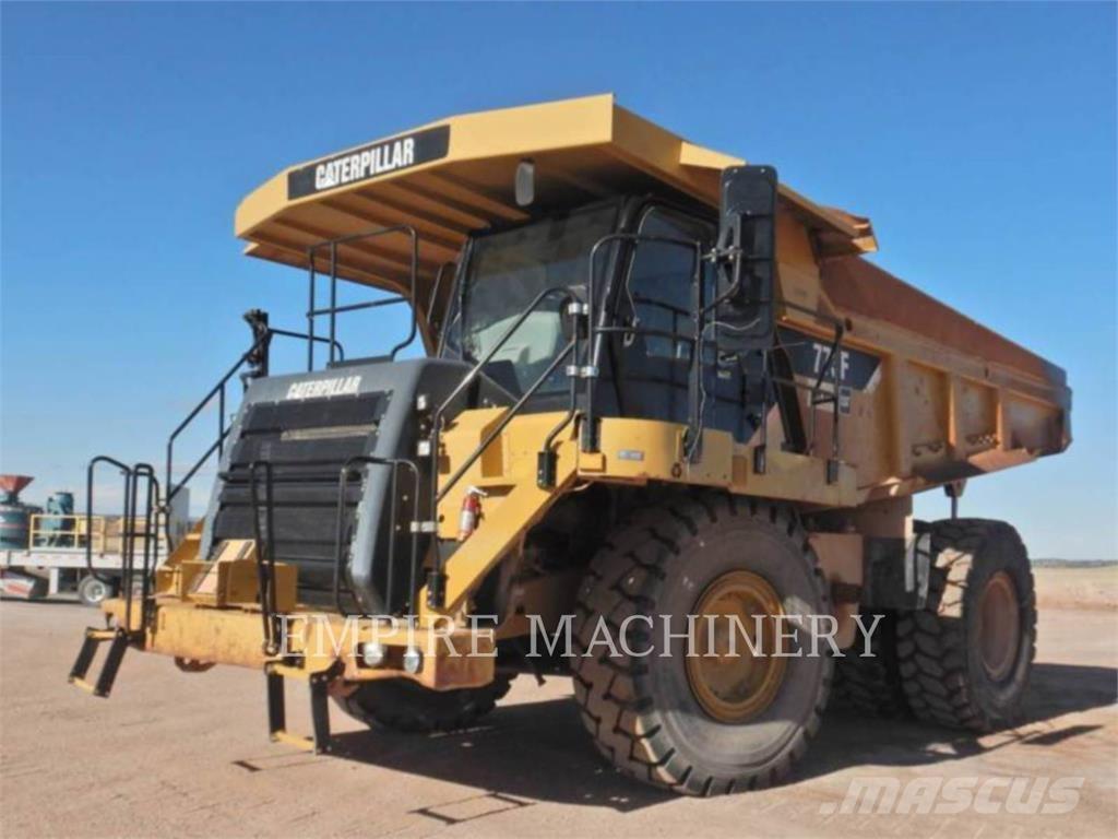 CAT 773F Dumper - Knickgelenk