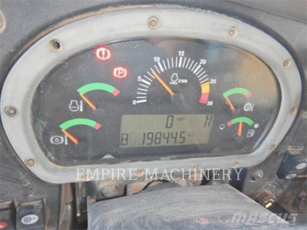 CAT 773F Dumper - Knickgelenk