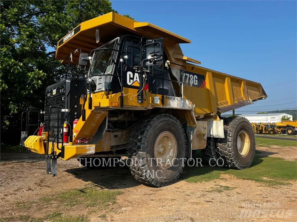 CAT 773G Dumper - Knickgelenk