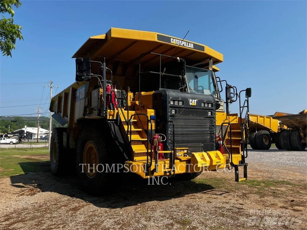 CAT 773G Dumper - Knickgelenk