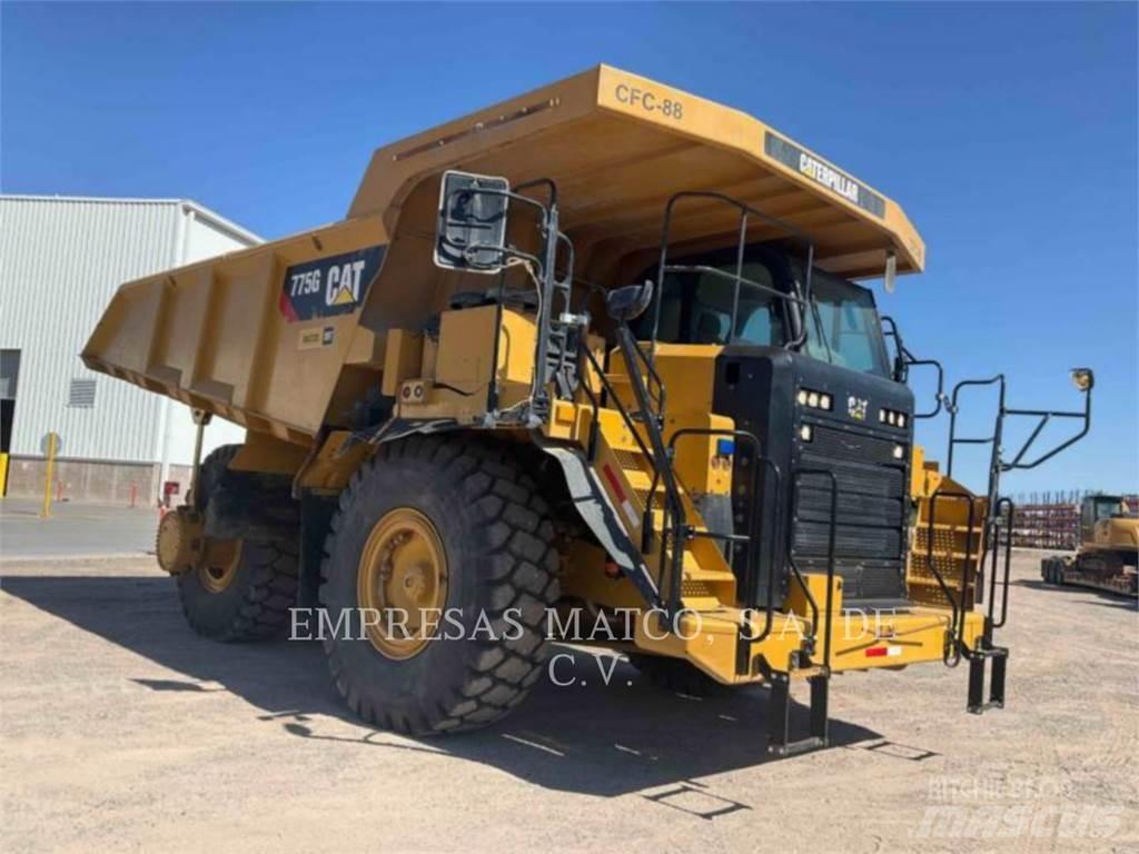 CAT 775GLRC Dumper - Knickgelenk