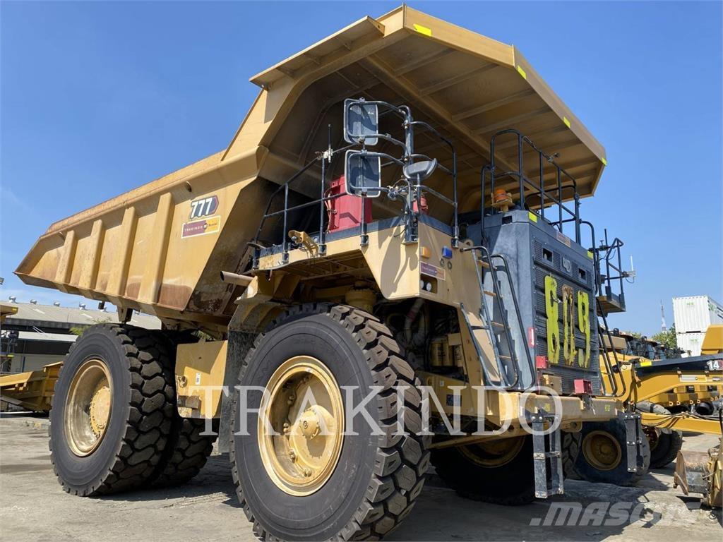 CAT 777-05 Dumper - Knickgelenk