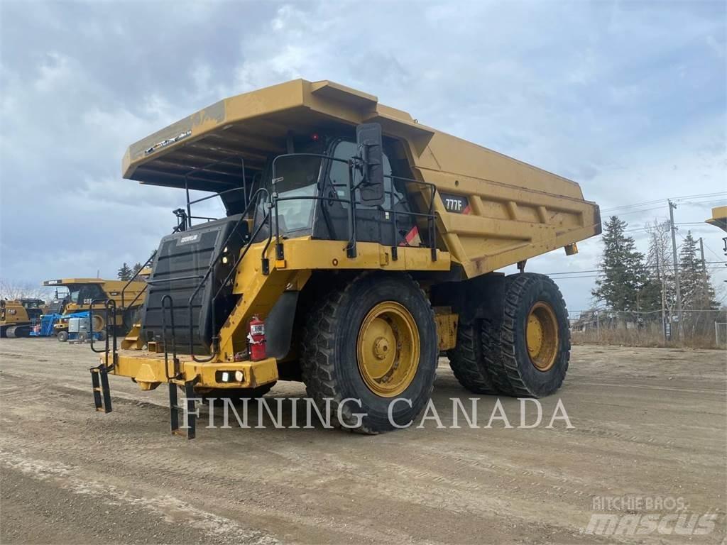 CAT 777F Dumper - Knickgelenk